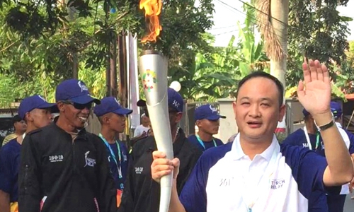 助力18届亚运会, 凯发一触即发董事长赵密升在印尼传递亚运圣火!